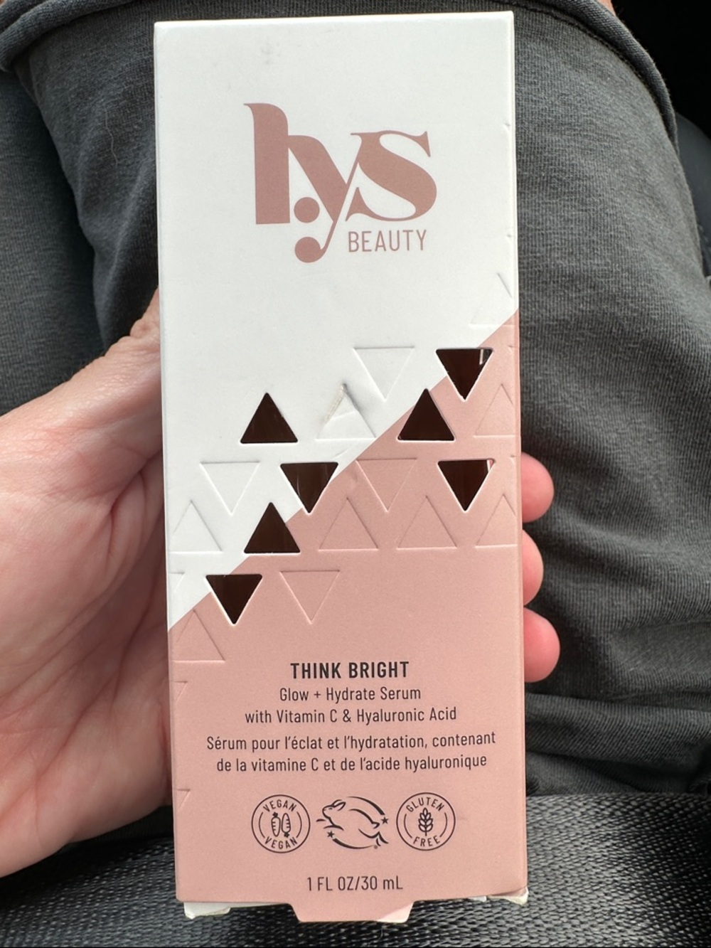 NWT THINK BRIGHT GLOW + HYDRATE SERUM WITH VITAMIN C & HYALURONIC ACID